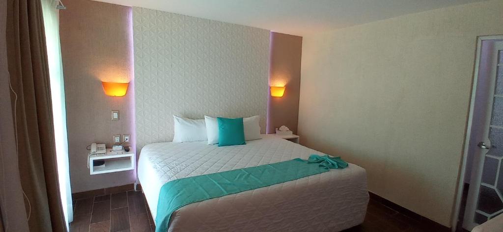 Hotel Medrano Temáticas and Business Rooms Aguascalientes - 
