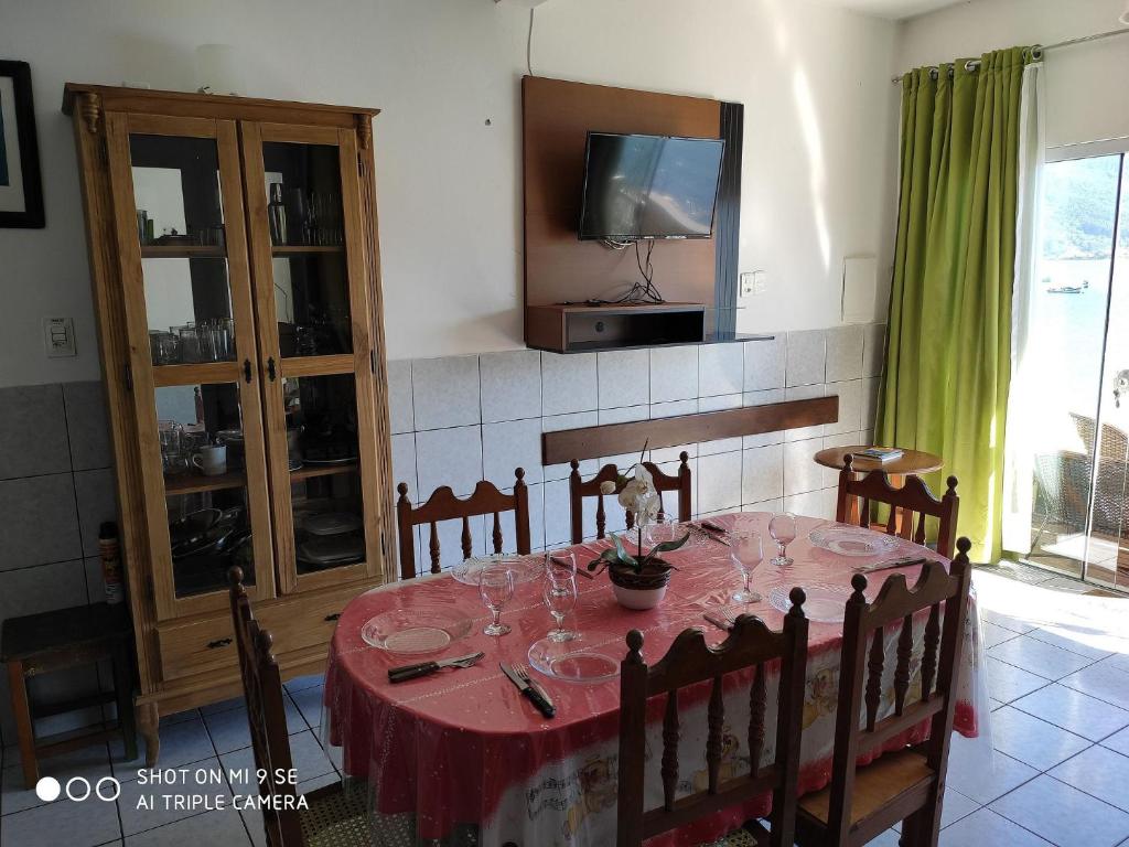  Linda casa 3 quartos 60 m da praia em Florianópolis - ideal para famílias