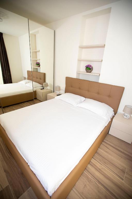 Covaciu aparthotel - Apartamento Com Varanda