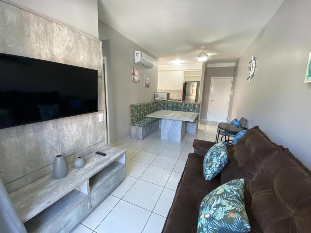  APARTAMENTO PARA LOCAÇÃO ENSEADA GUARUJÁ-SP BRASIL