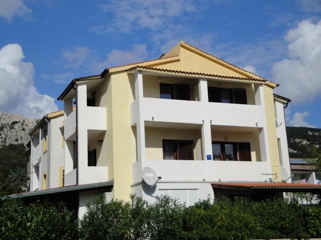 Budova, v ktorej sa apartmán nachádza
