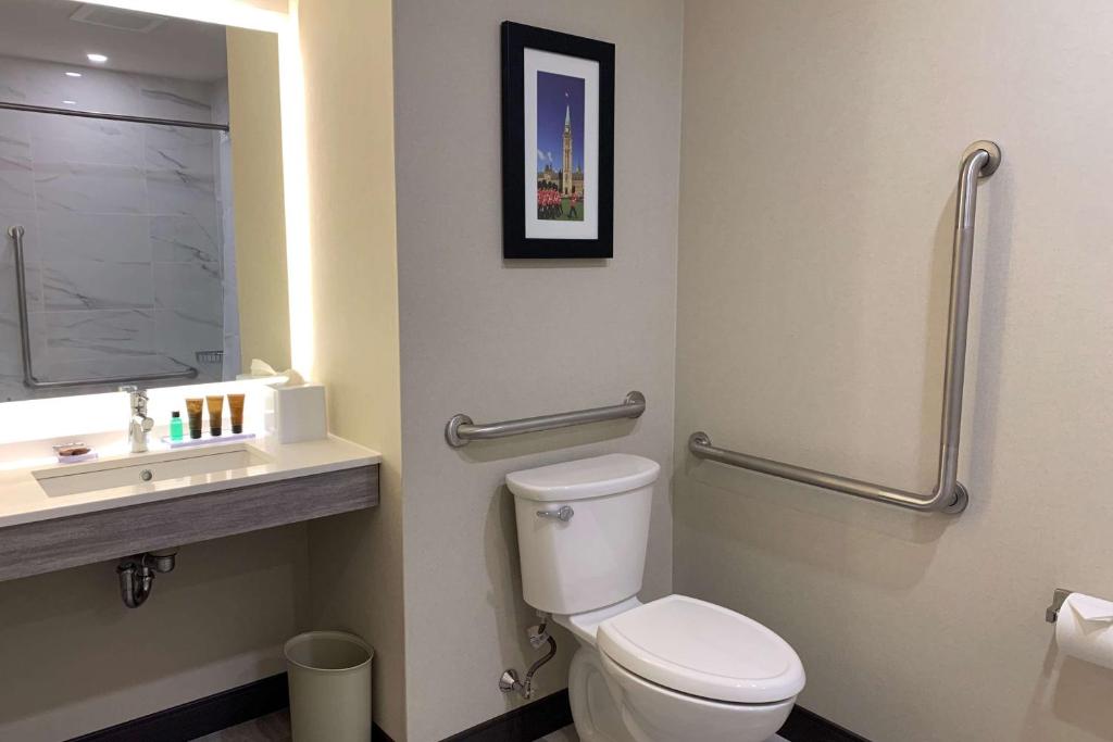 Wingate by Wyndham Kanata West Ottawa - Resim 18