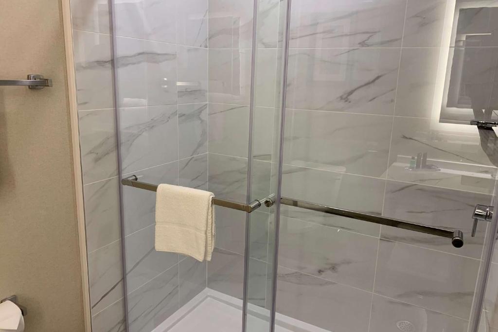 Wingate by Wyndham Kanata West Ottawa - Resim 22