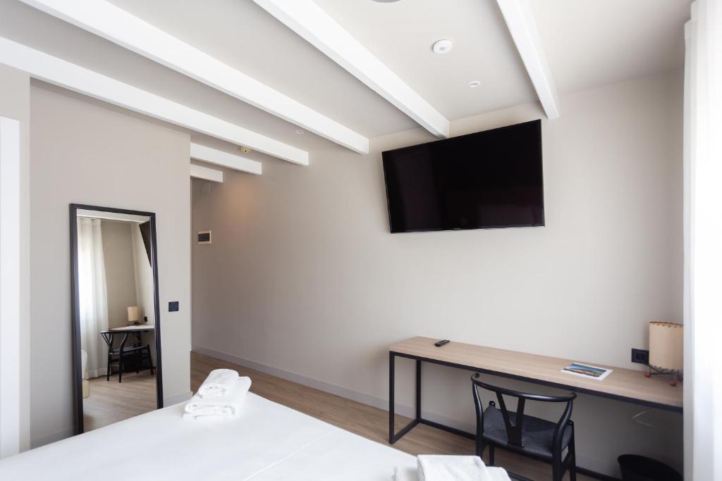 Mas de la Sala, Sallent del Llobregat – Updated 2023 Prices