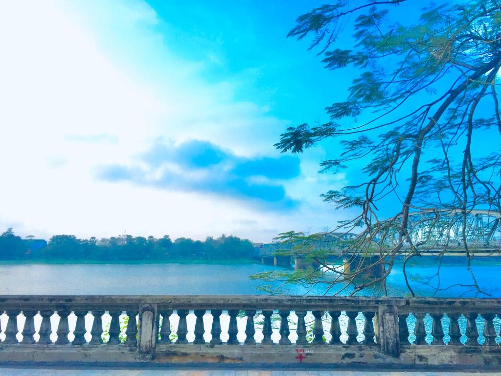 ngắm cảnh gần khách sạn