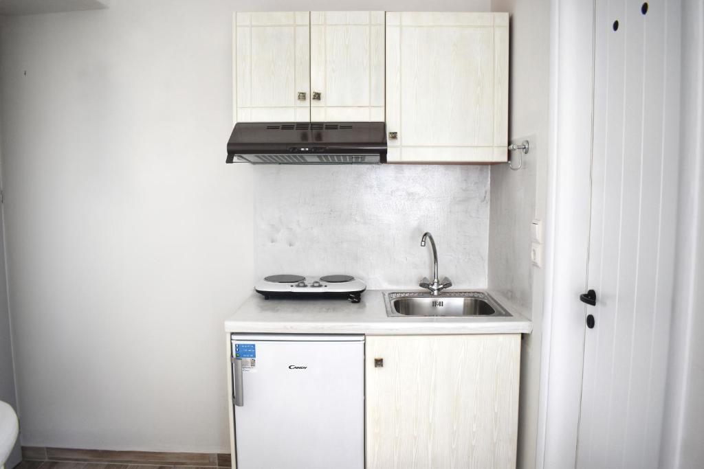 Naxos Enjoy Apartments - 10