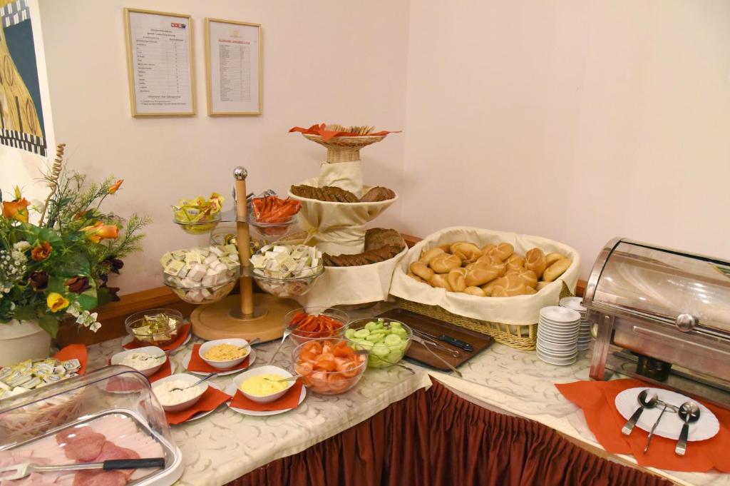 Garten- und Kunsthotel Gabriel City - Resim 7