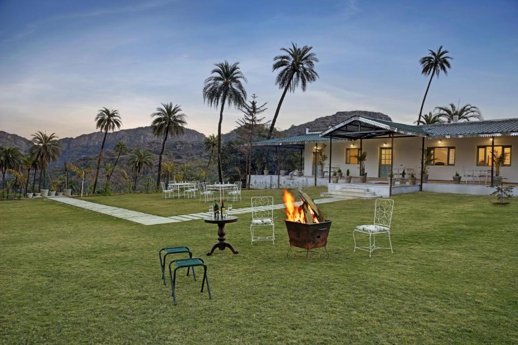 The Mount Bungalow Mount Abu - Housity