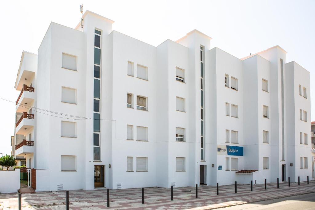 RVHotels Apartamentos El Quijote, LEstartit – Bijgewerkte ...