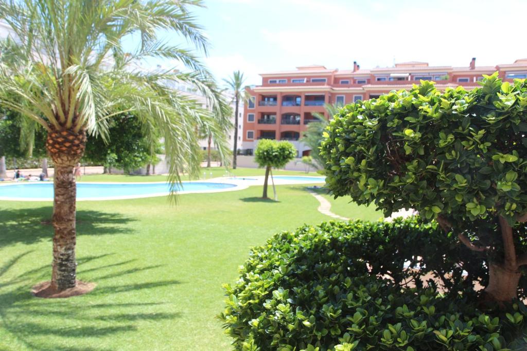 Bazén v ubytování Jardines de las Marinas - Apartamento en Denia - Terraza privada, piscinas, jaccuzi, padel y playa cerca nebo v jeho okolí