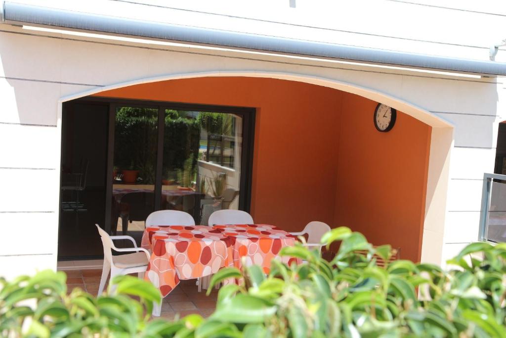 Fotografie z fotogalerie ubytování Jardines de las Marinas - Apartamento en Denia - Terraza privada, piscinas, jaccuzi, padel y playa cerca v destinaci Denia