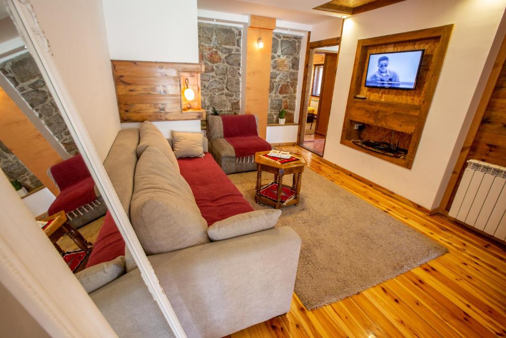 Apartments Tango - 14