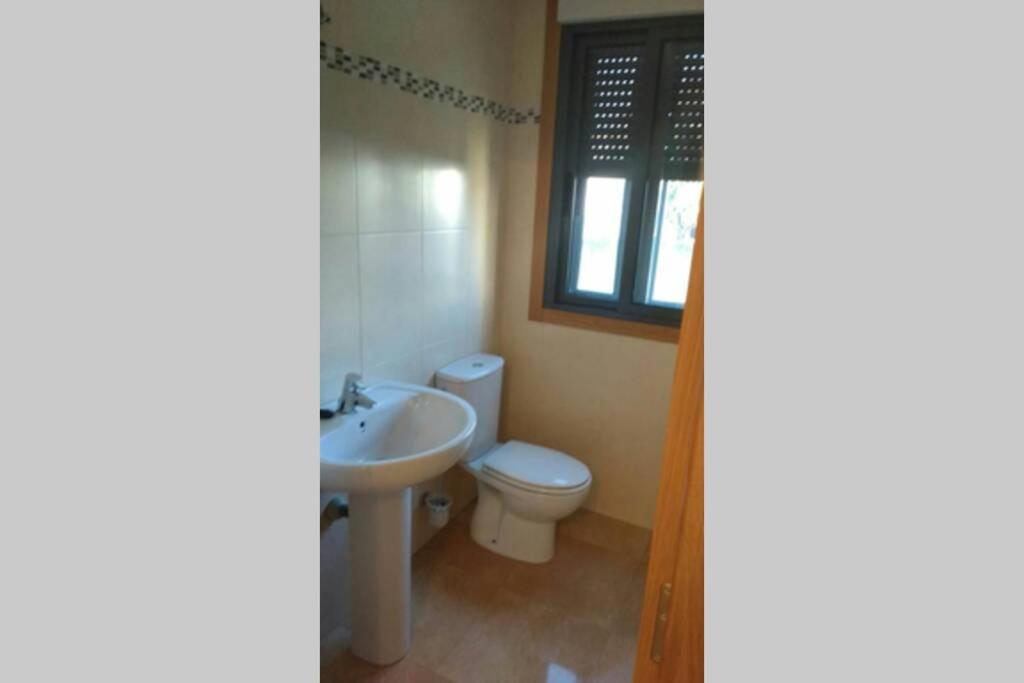 Departamento Bajo con piscina en Residencial Vichona ...