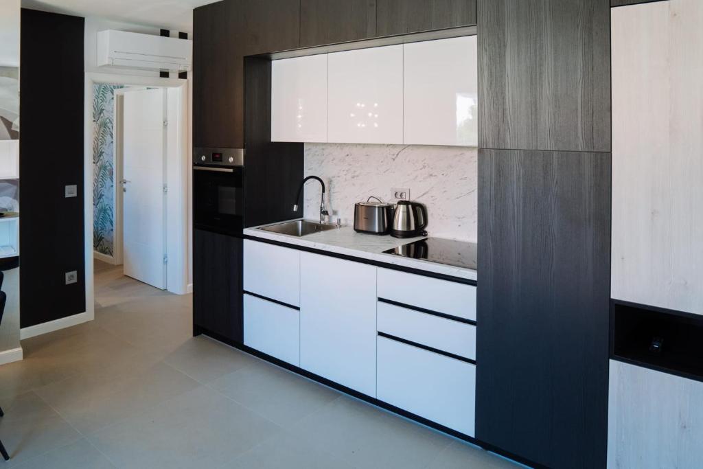 Lena Luxury Apartments - 4