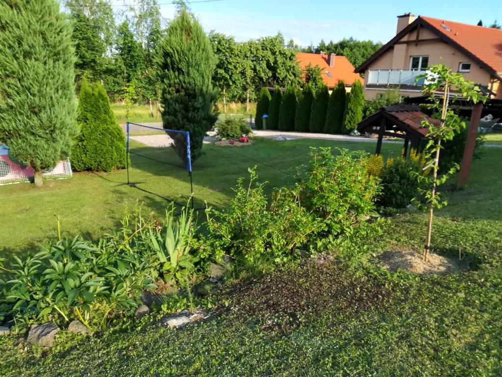 Vonkajšia záhrada v ubytovaní PILGRIM domek gościnny w Gietrzwałdzie na Warmii
