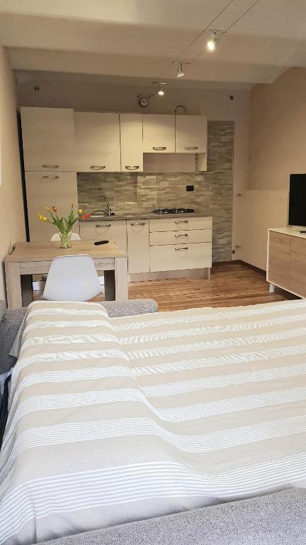 Kuchnia lub aneks kuchenny w obiekcie La Ca' d' Rina Casa Vacanze