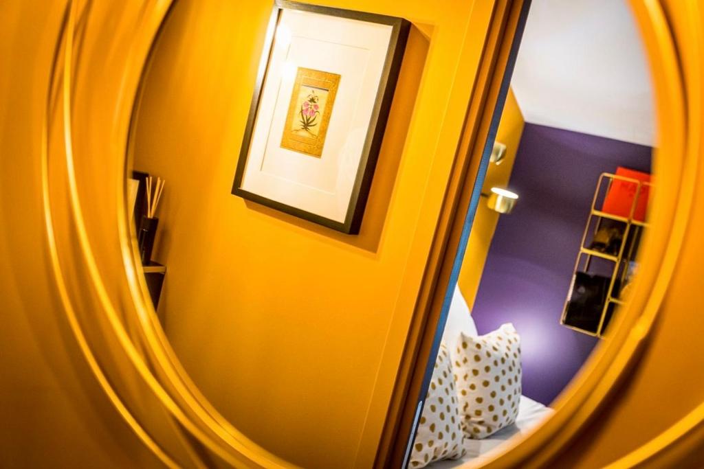 Postel nebo postele na pokoji v ubytování Hôtel - Restaurant Le Globe