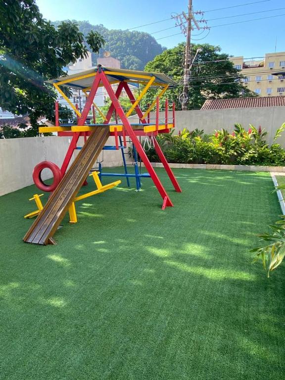  APARTAMENTO PARA LOCAÇÃO ENSEADA GUARUJÁ-SP BRASIL