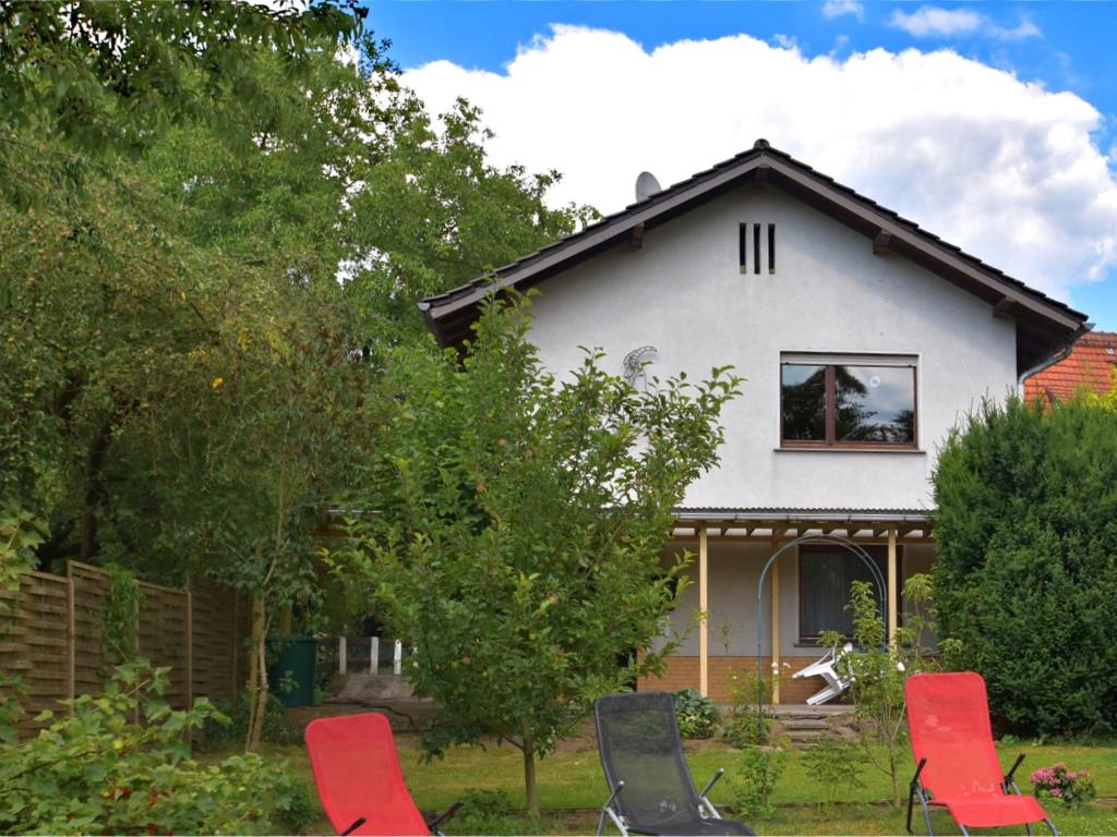 Gallery image of Charming family friendly holiday home with backyard pool in Neukirchen