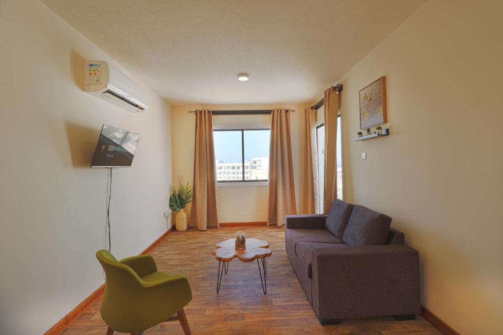 Leucolla Hill & Sea - Apartment With Balcony