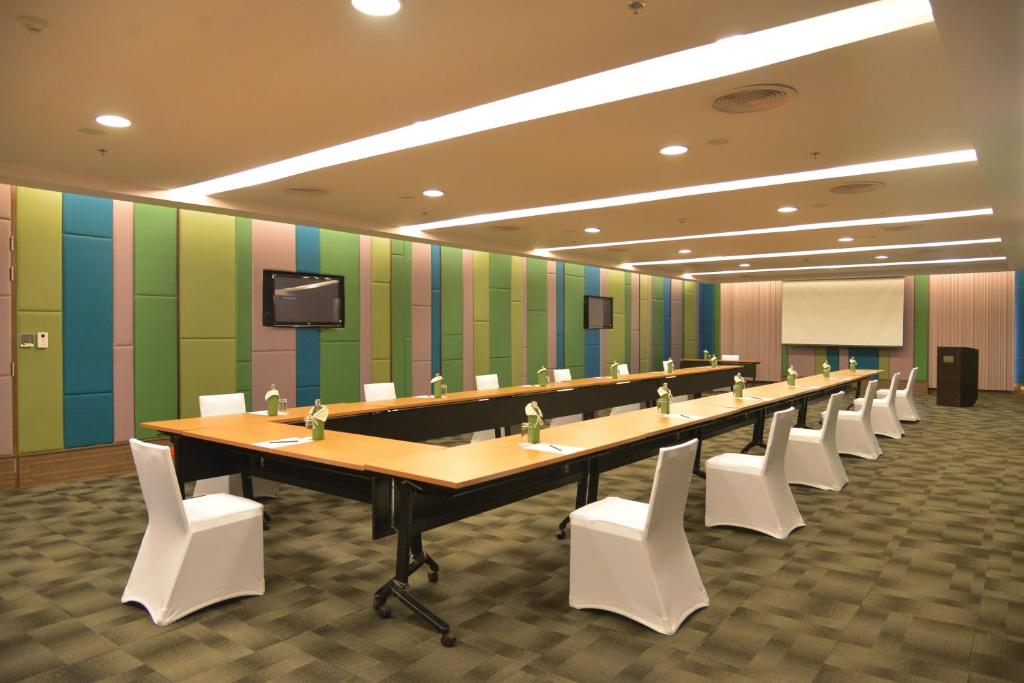 Rama Gardens Hotel Bangkok - Resim 17