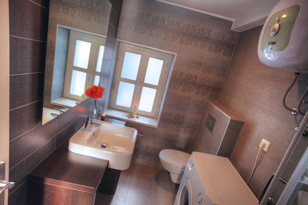 Casa Marina Apartments - 8