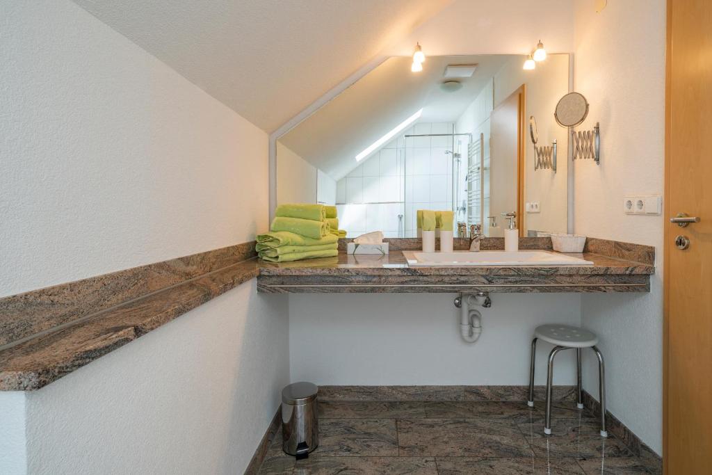 das Blum - Appartement Avec Balcon