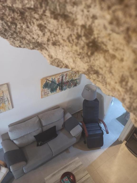 Posezení v ubytování Casa Cueva Un Rincón en la Roca