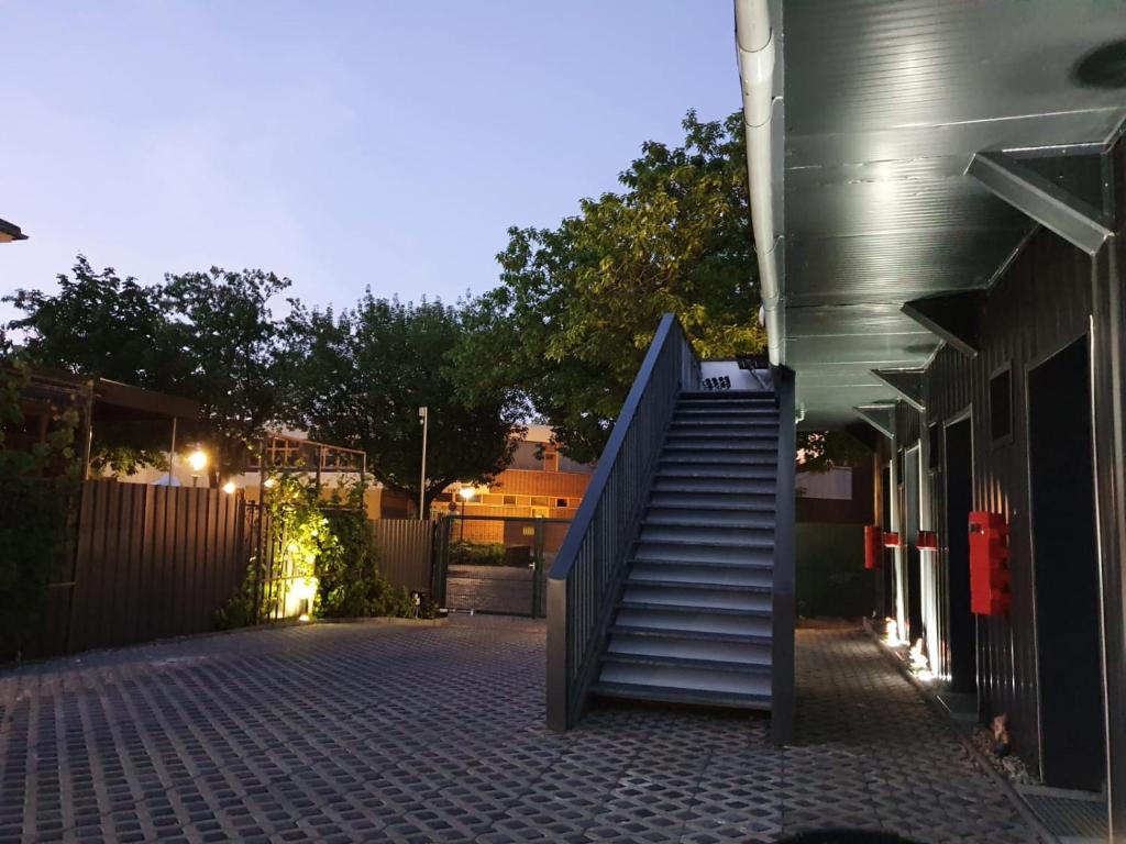 Motel Home Berlin - Resim 13