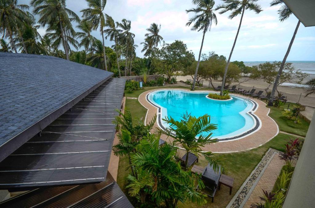 Bazén v ubytování Microtel by Wyndham Puerto Princesa nebo v jeho okolí