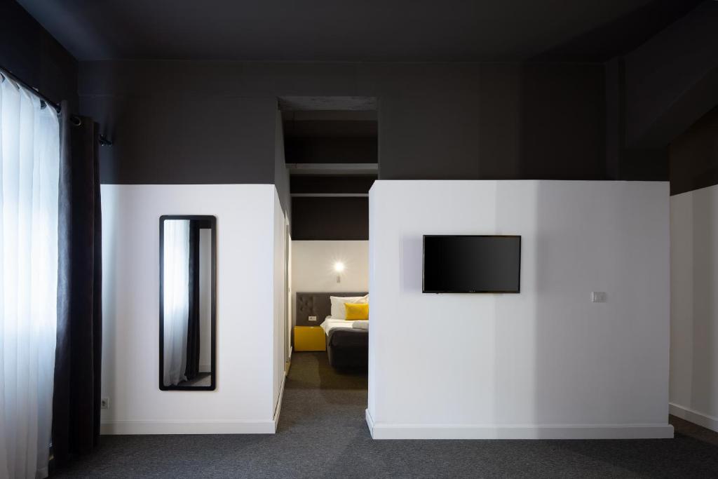 Hotel Bohemian Garni - Skadarlija - Resim 45