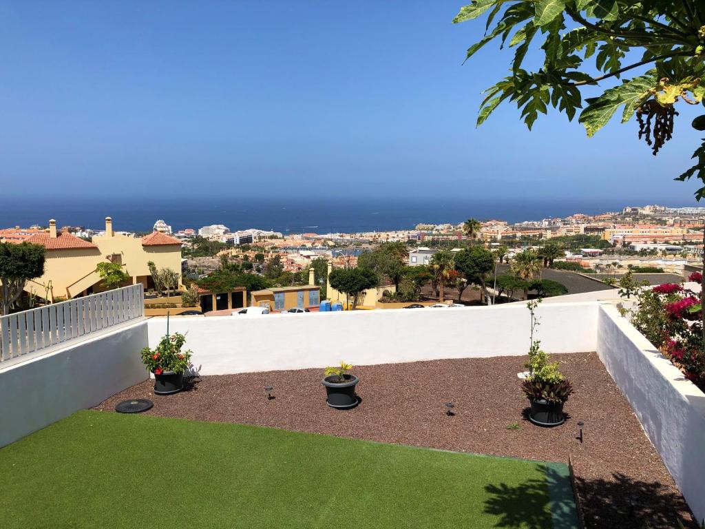 A general sea view or a sea view taken from Az apartmant