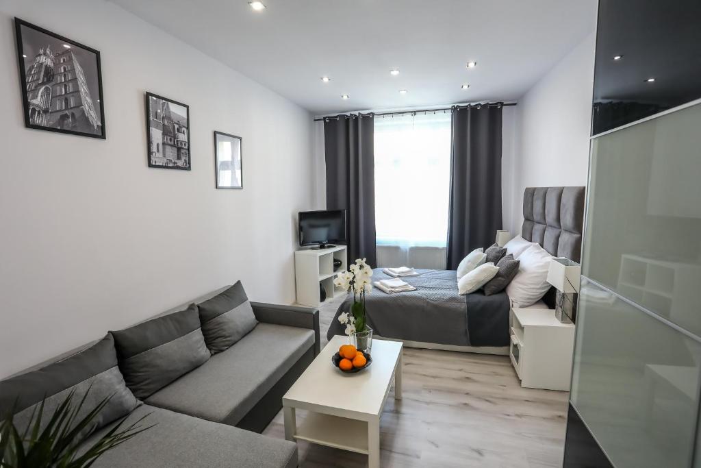 Cracow by Night Apartments - 10