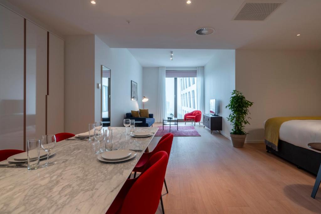 PREMIER SUITES Amsterdam - Resim 11