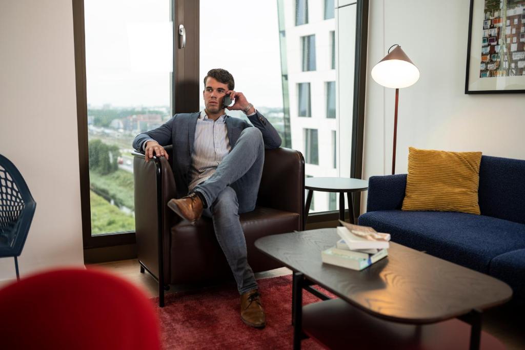 PREMIER SUITES Amsterdam - Resim 17