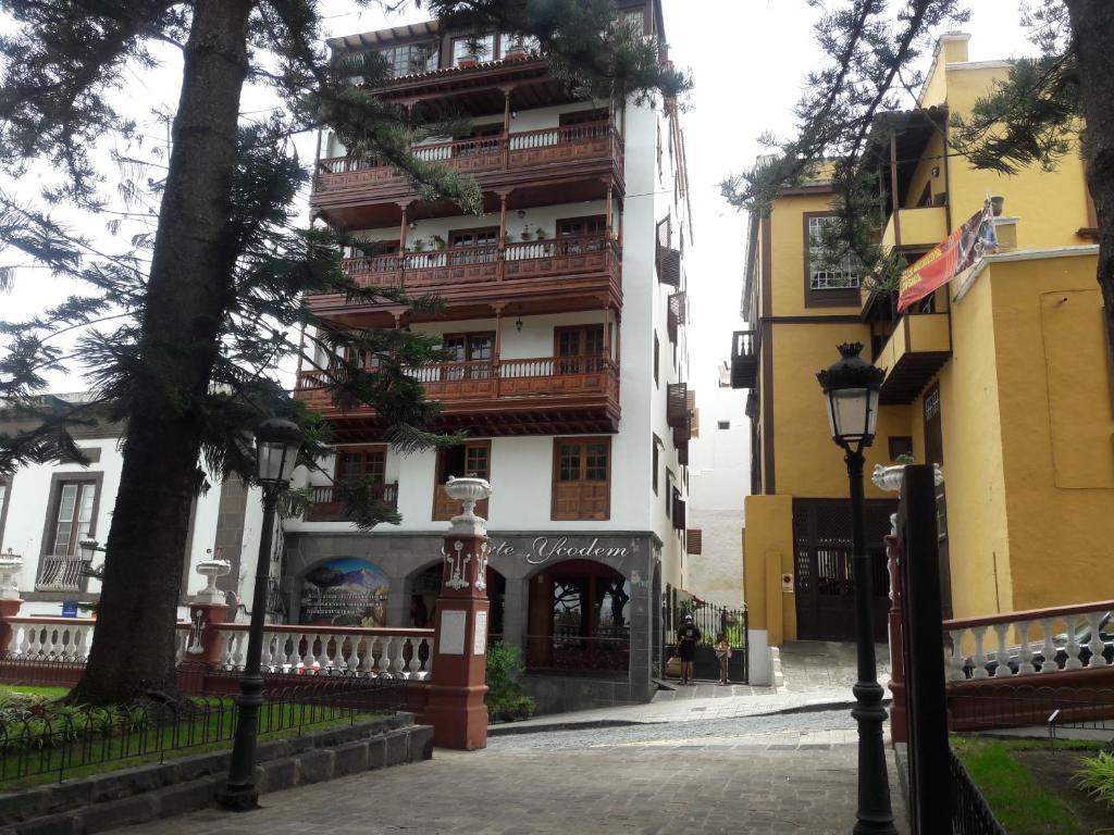 Budova, v ktorej sa apartmán nachádza