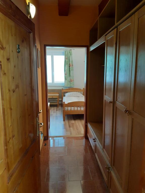 Postel nebo postele na pokoji v ubytování Penzión Šefčík