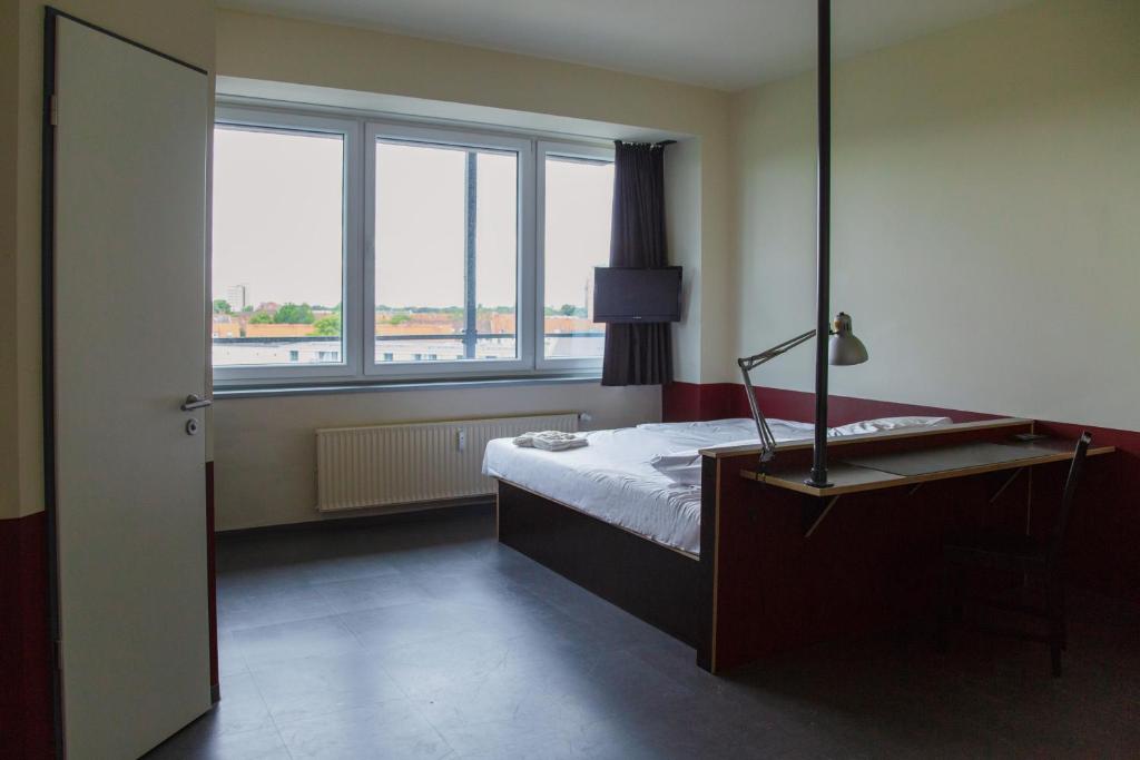 
Medium Studio with Kitchenette and Air-Conditioner
