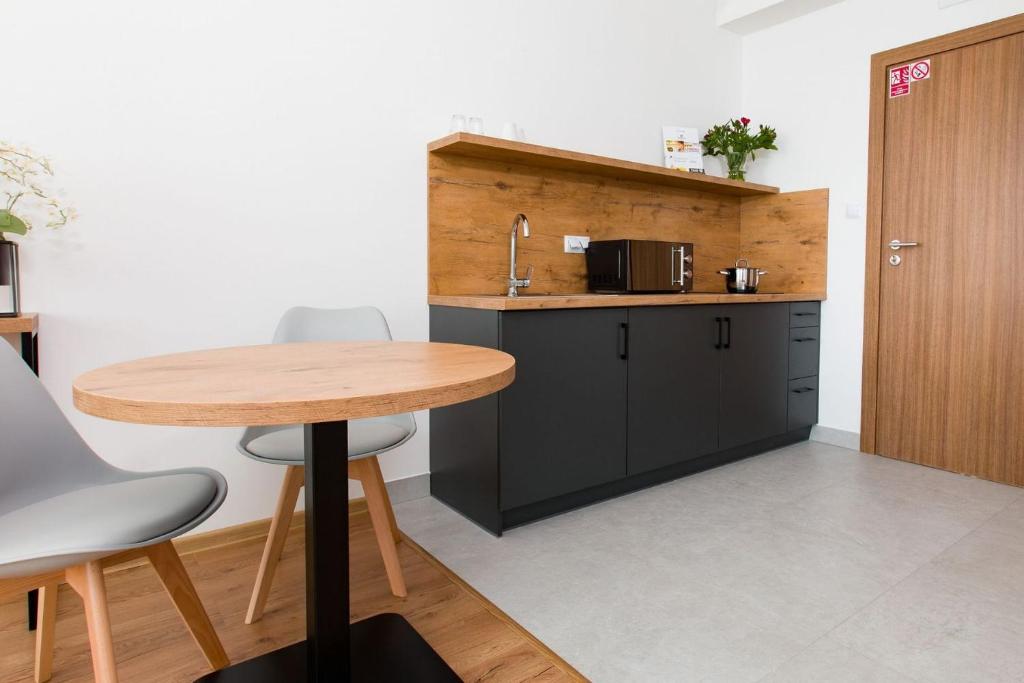 Kuchyň nebo kuchyňský kout v ubytování ZatorHome apartamenty - blisko Energylandii i Zatorlandu