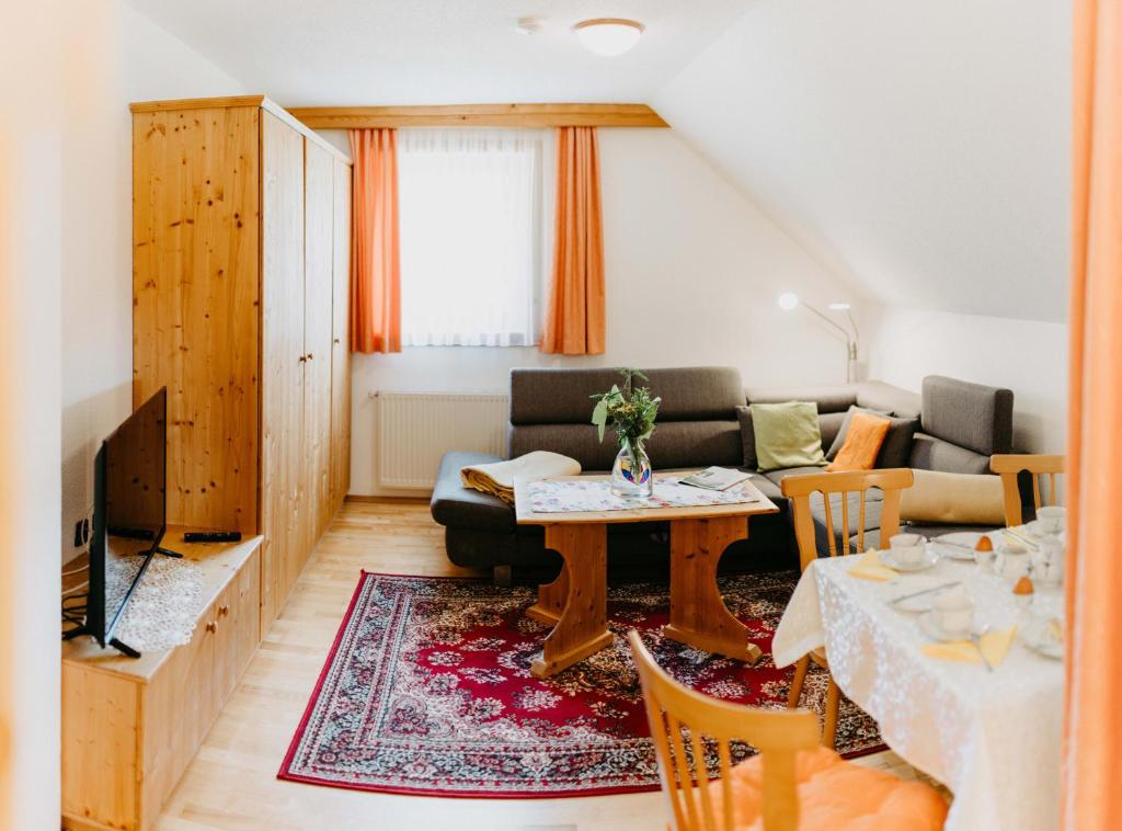 Posezení v ubytování Appartement VIDMAR-WINTERTRAUM