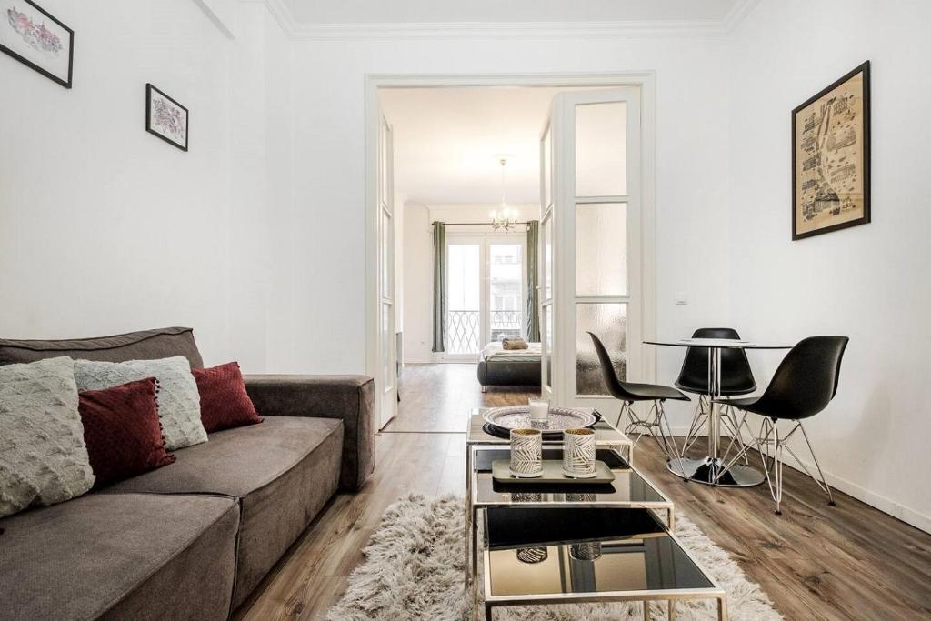 Splendid Private Flat 1075 Budapest, 10 Madách Imre út 3rd floor no 2 kép - 1