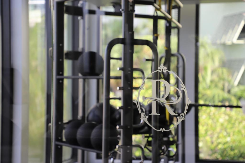 Fitness centrum a/nebo fitness zařízení v ubytování Riverside Hotel