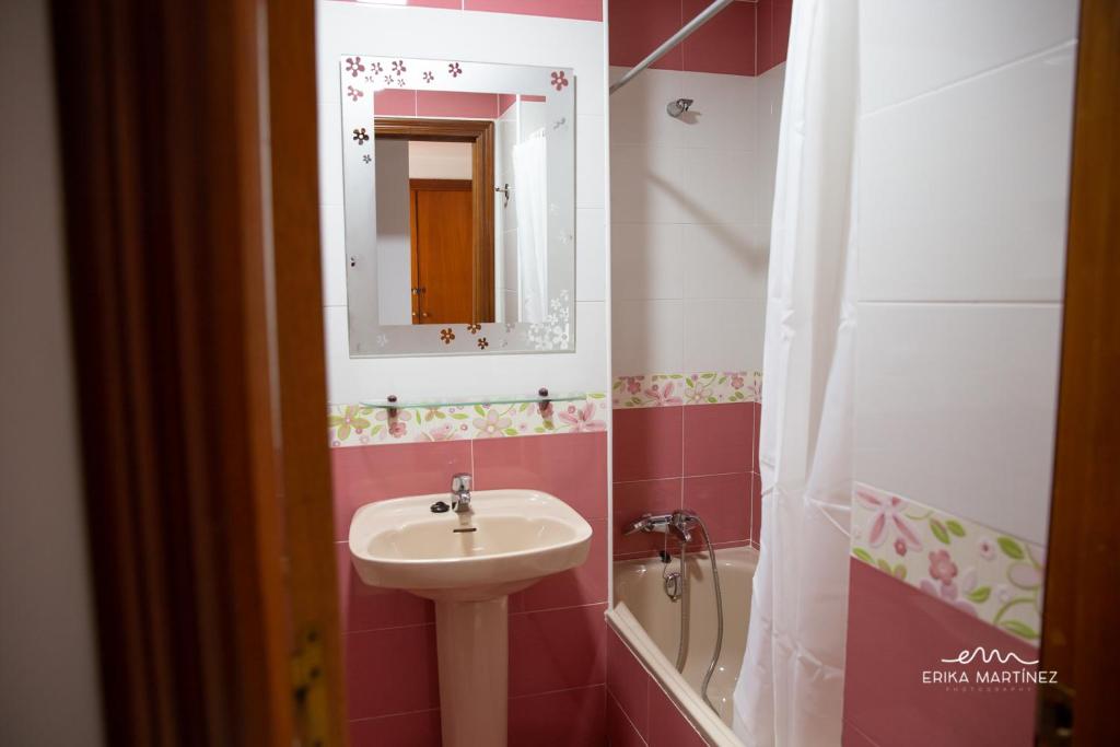Koupelna v ubytování Apartamento Pale Cream MRZ Rentals