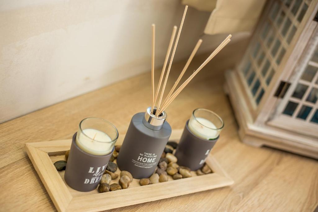 Billy's Studios - 12