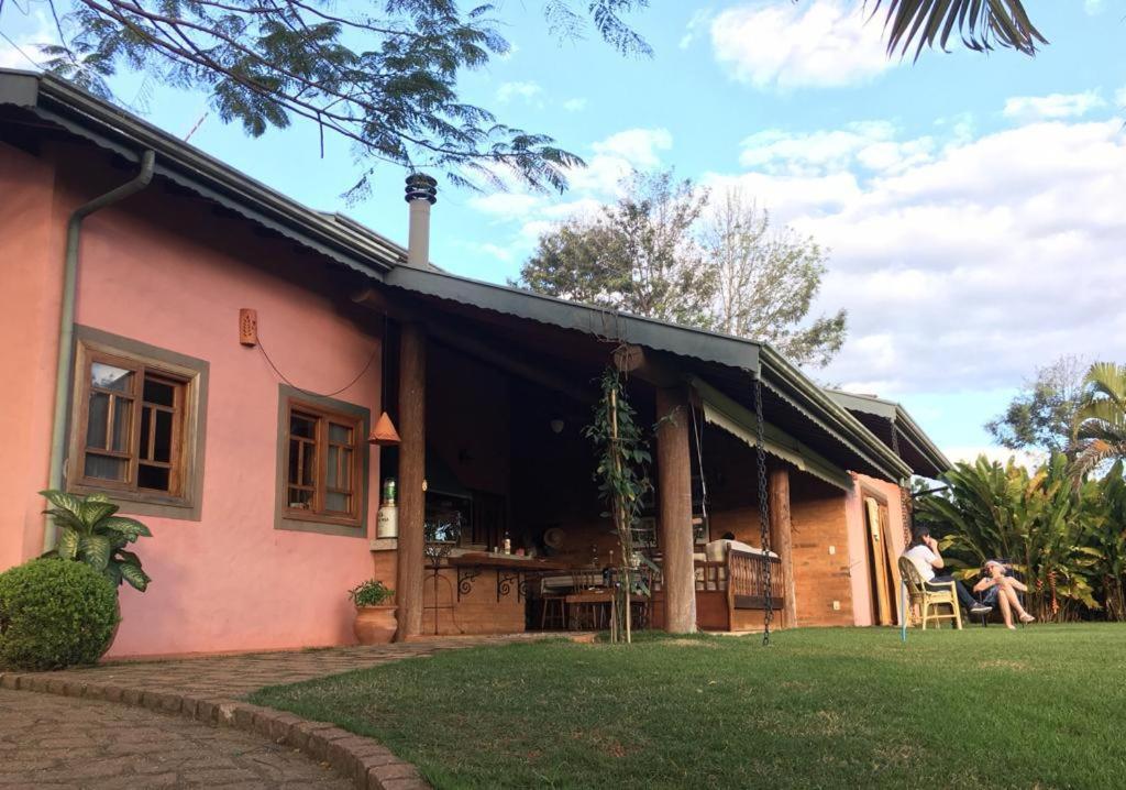  HOSPEDAGEM HIRONDELLE..PARAISO