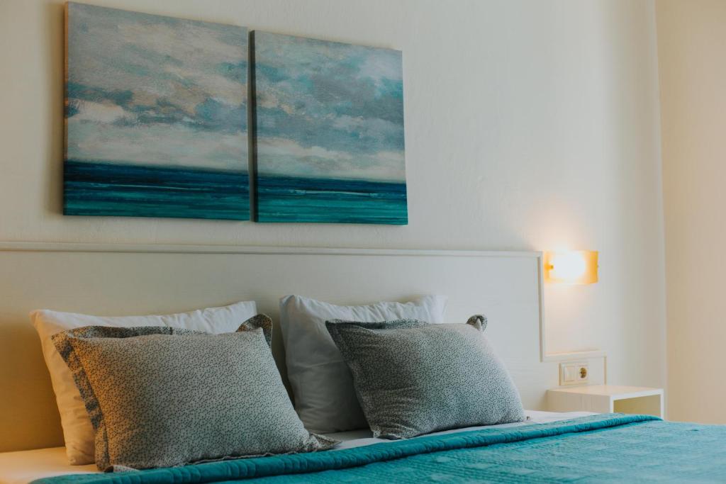 Postel nebo postele na pokoji v ubytování Hotel Kavala - Boutique Hotel