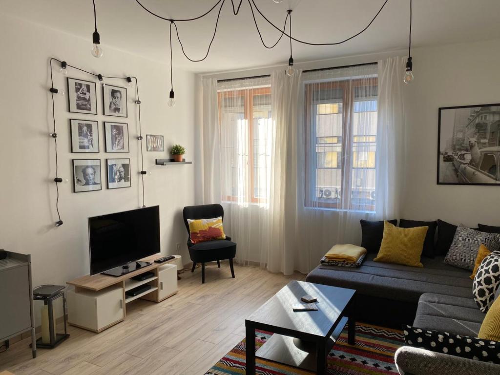 Room Bueno 3300 Eger, 29 Egészségház utca kép - 1