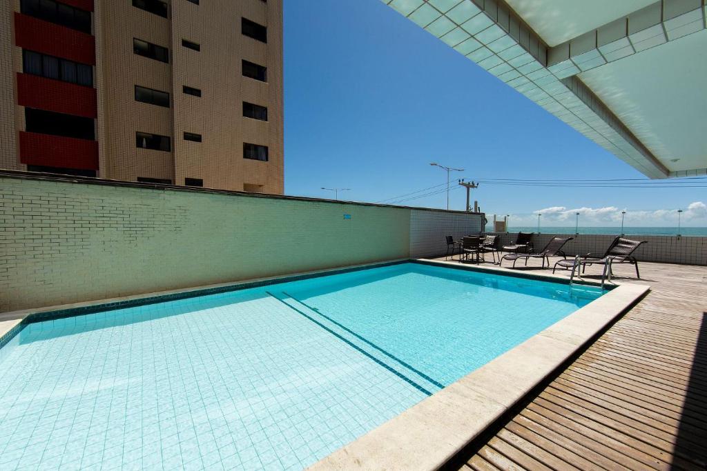  Hospede-se em Natal no antigo Intercity com vista mar na praia de Areia Preta por Carpediem
