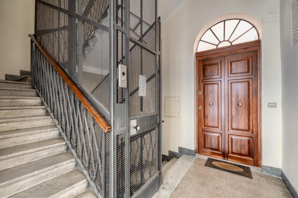 Foto Roomas asuva majutusasutuse Luxury Stars In Rome - Andromeda apartment in Colosseum galeriist