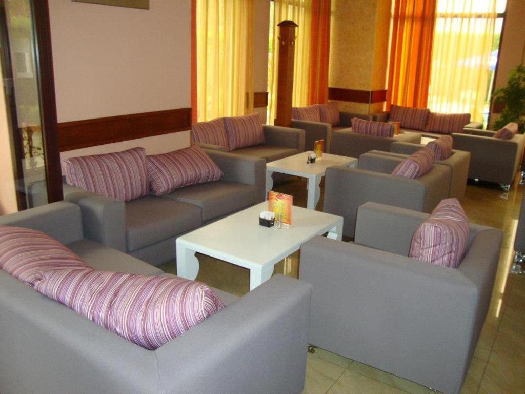 Posezení v ubytování Hotel Colombo Elbasan